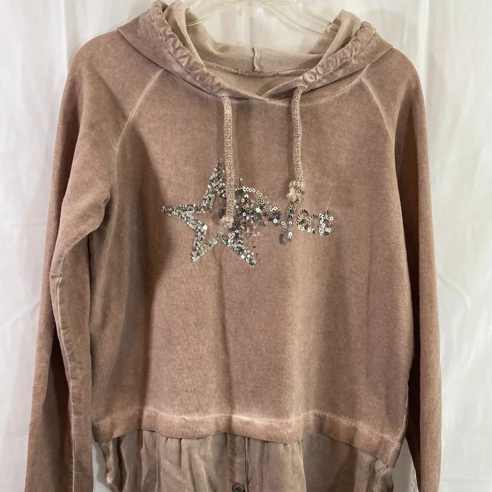 Made in Italy Light Brown Sequined Long Sleeve Hoodie Top NWOT Size Large - Picture 1 of 15